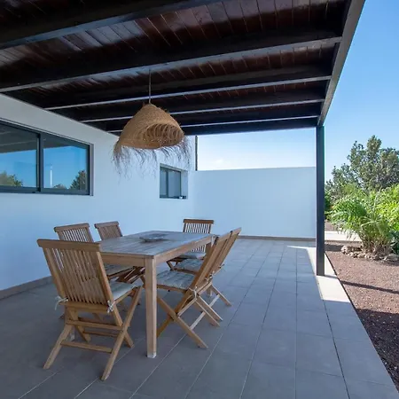 North Shore Villas, Makai, Heated & Shared Pool