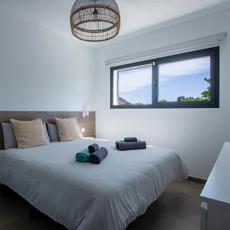 North Shore Villas, Makai, Heated & Shared Pool